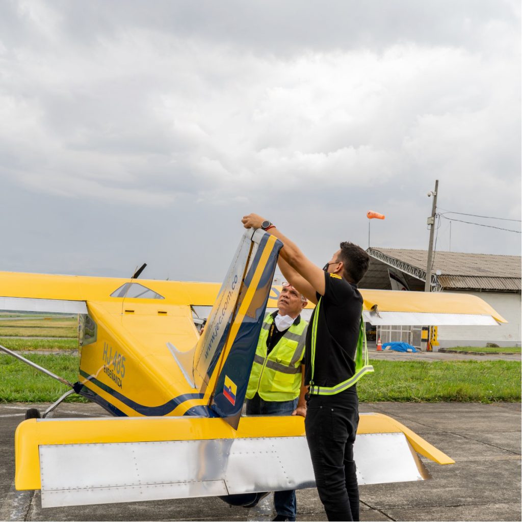 JEC Escuela y Aeroclub de Ultralivianos